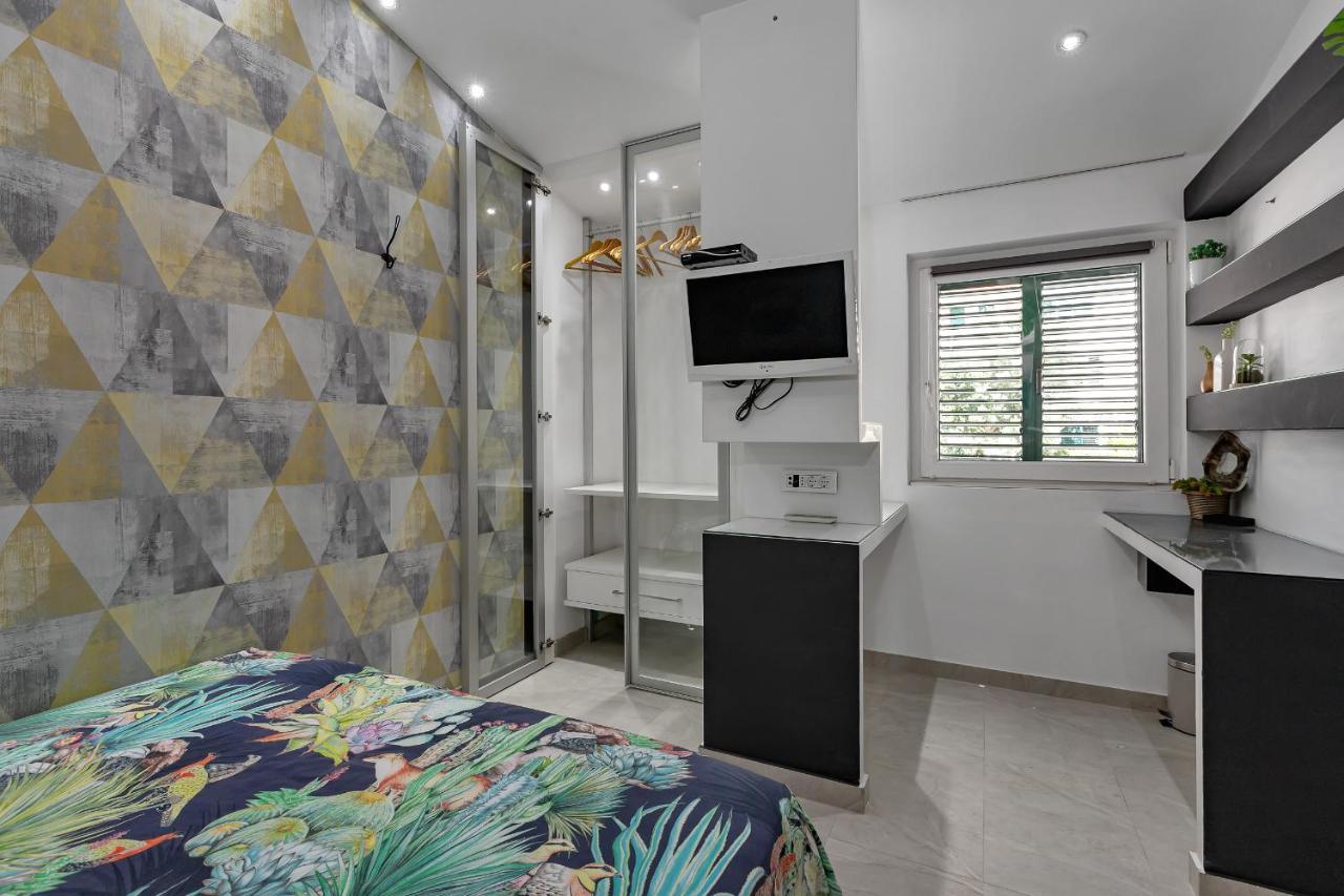 Apartments L & F Makarska Esterno foto